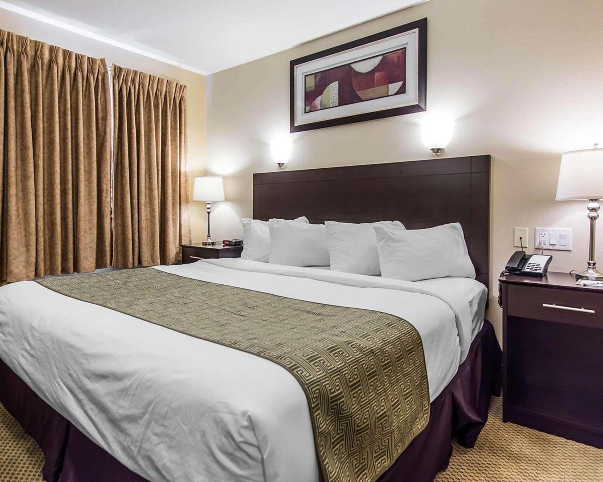 Quality Inn Moncton Exterior photo