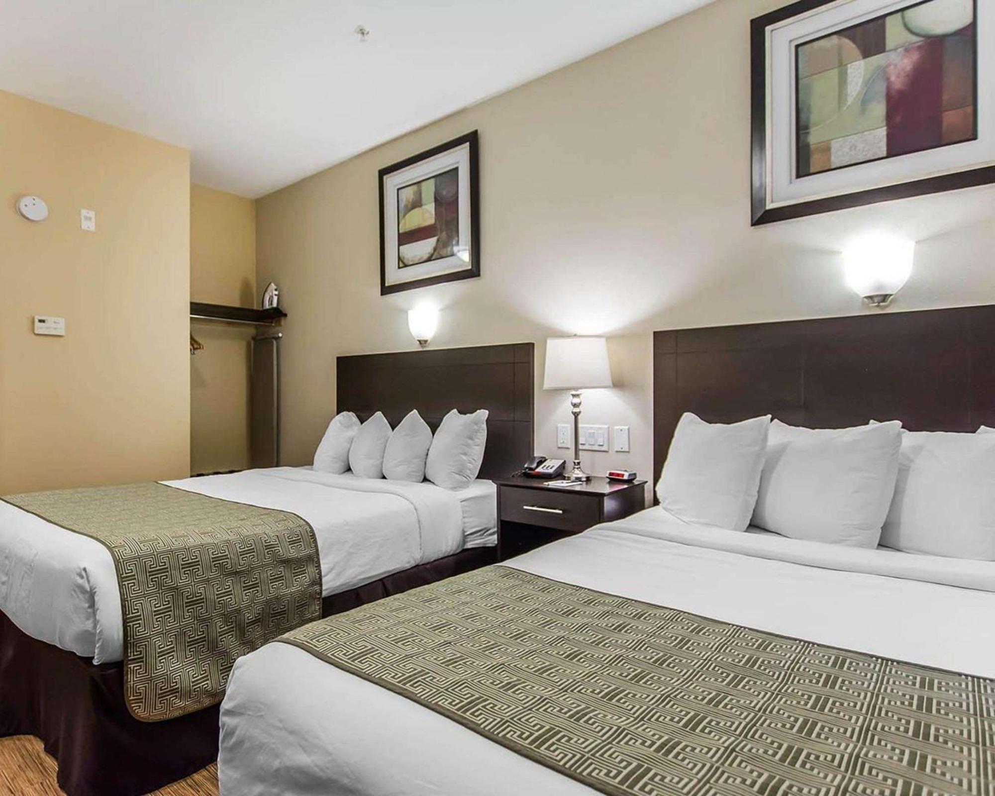Quality Inn Moncton Exterior photo