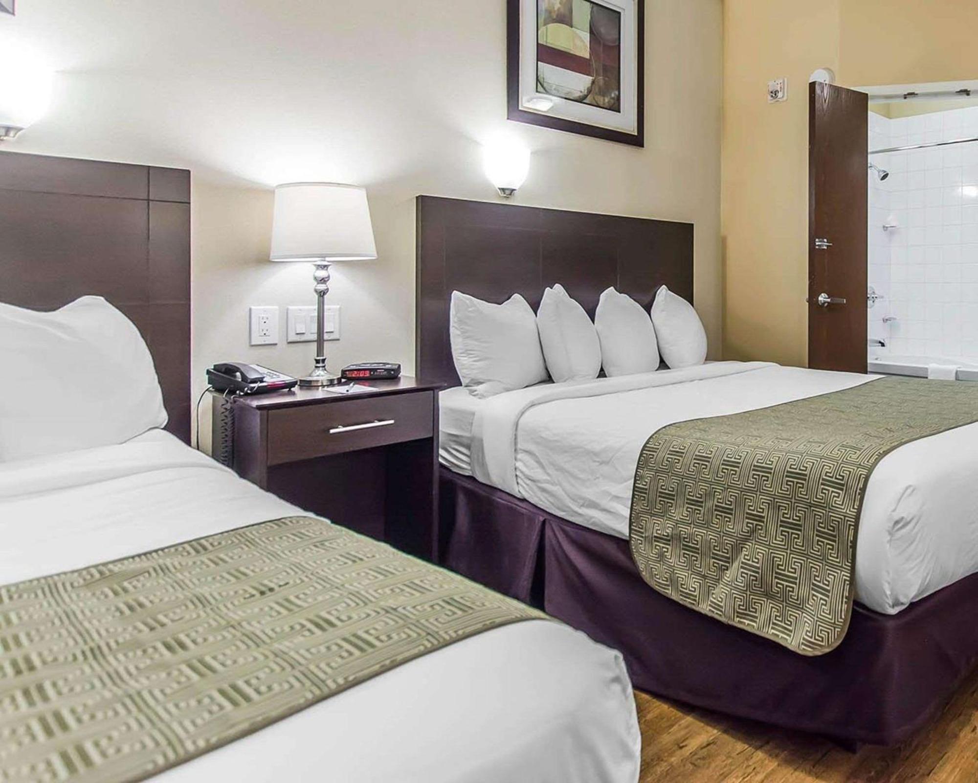 Quality Inn Moncton Exterior photo