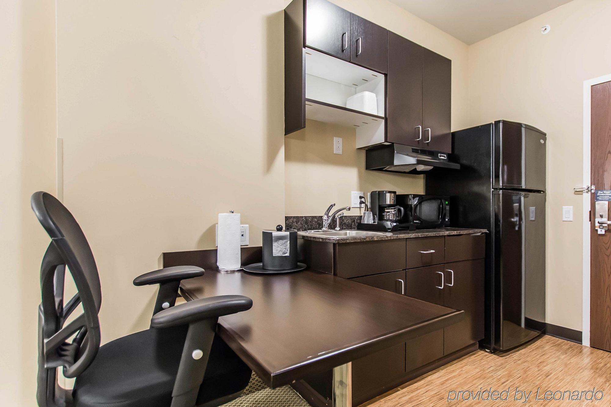 Quality Inn Moncton Exterior photo