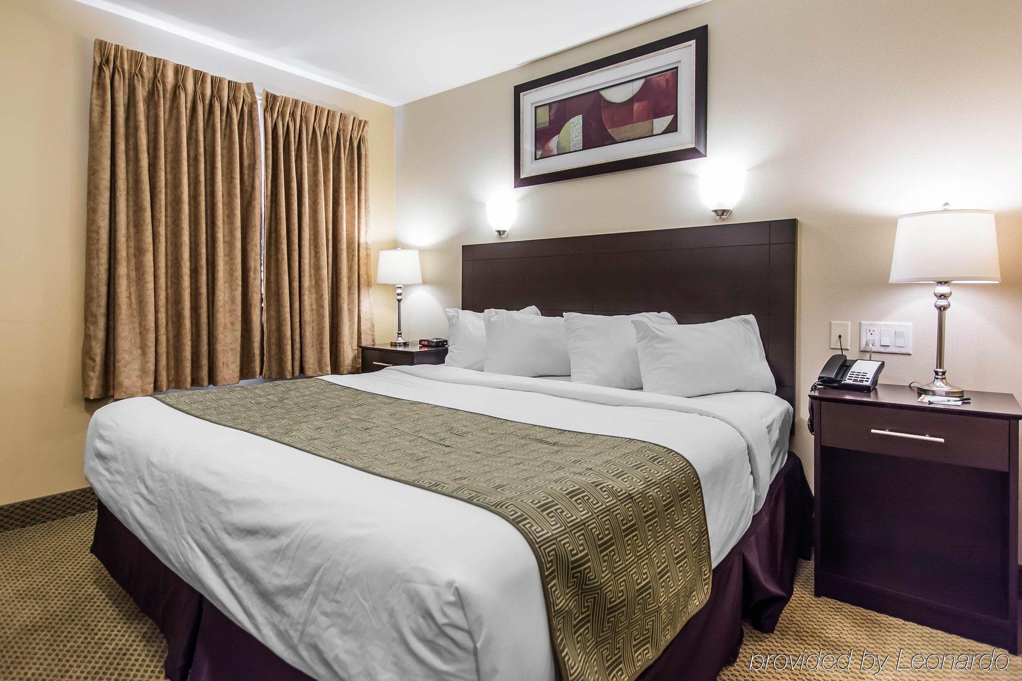 Quality Inn Moncton Exterior photo